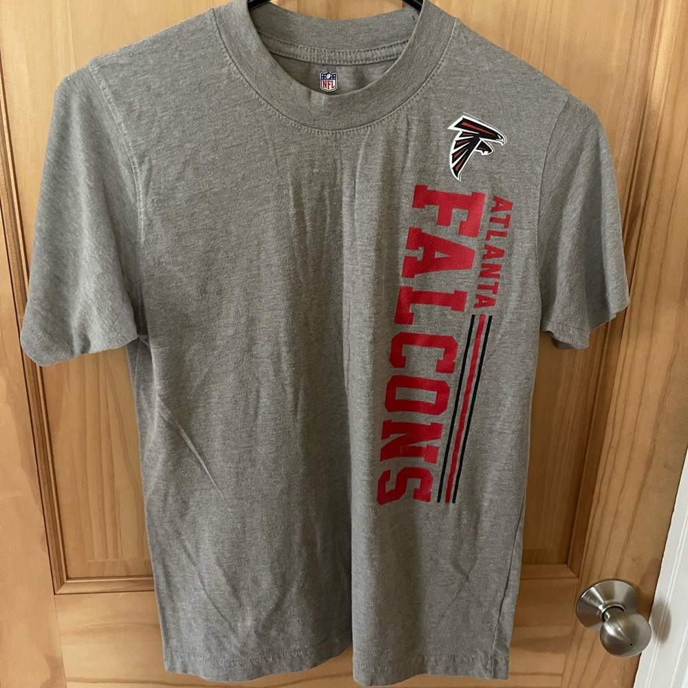 Like New, Boys NFL Atlanta Falcons Size Large (14-16) T-Shirt